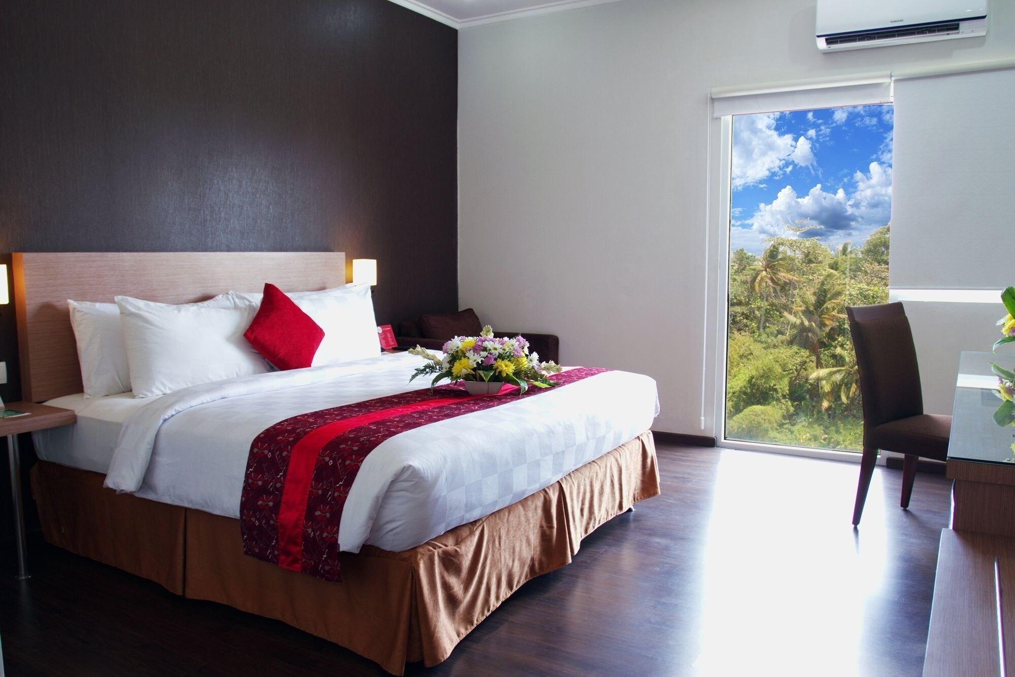 @Hom Premiere Cilacap Exterior foto