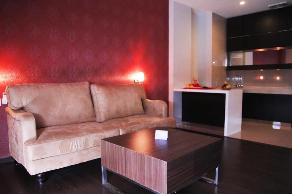 @Hom Premiere Cilacap Exterior foto